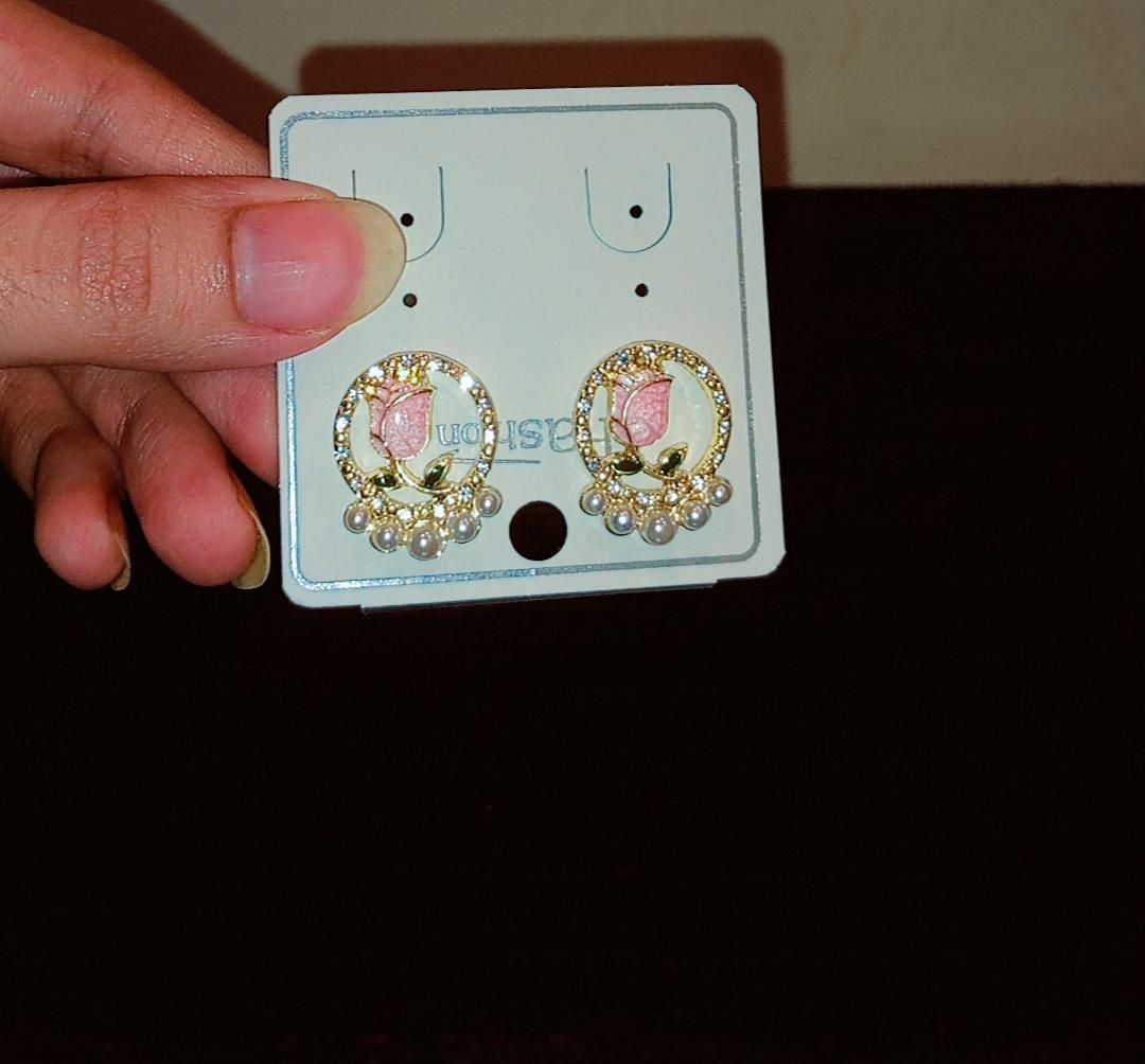 Rose Pearl Stud Earrings
