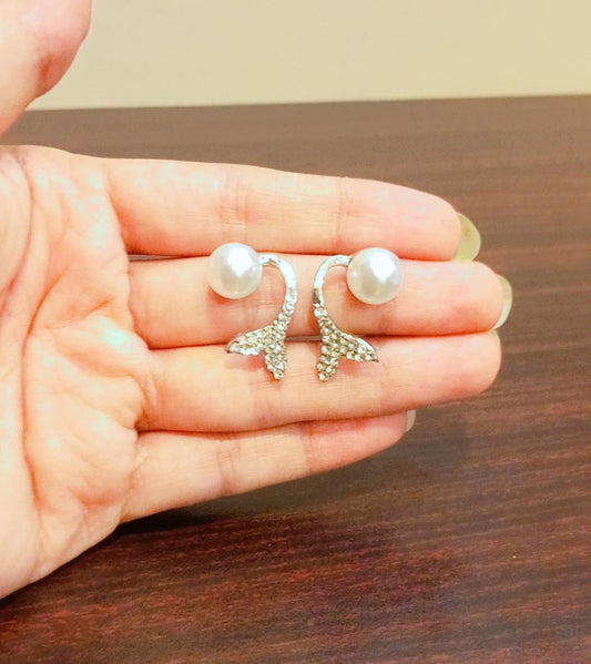 Elegant Mermaid Tail Pearl Stud Earrings