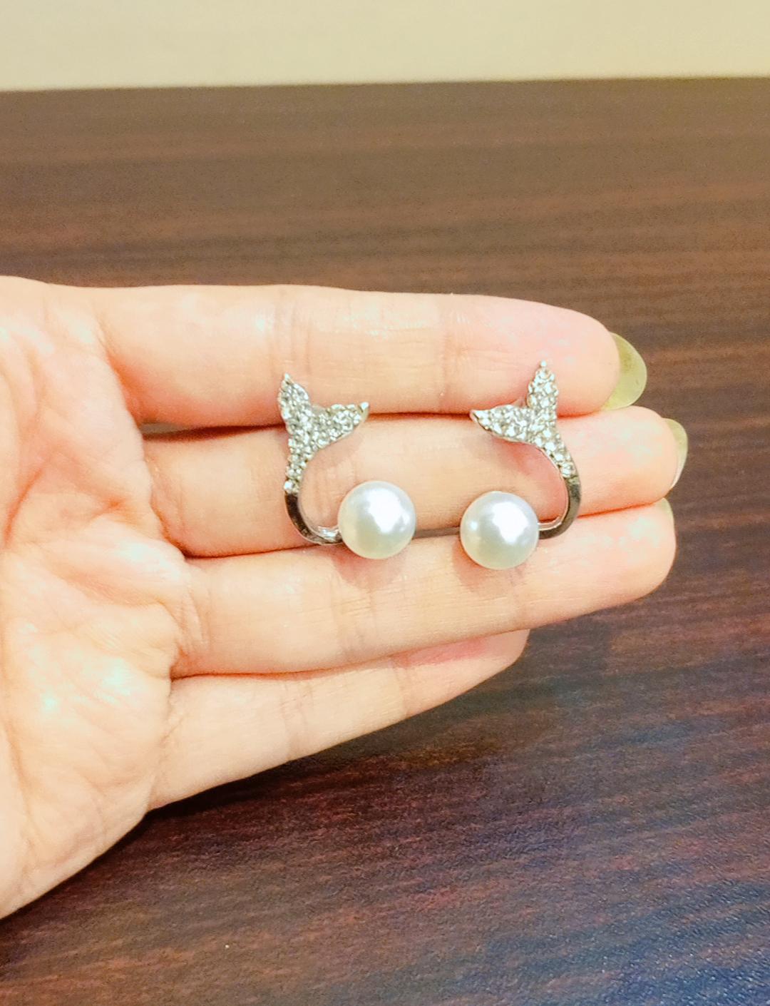 Elegant Mermaid Tail Pearl Stud Earrings