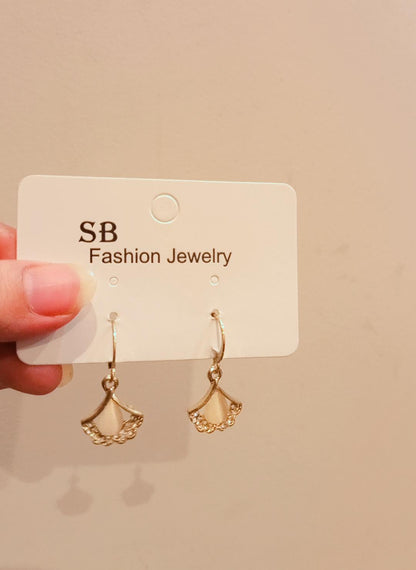 Vintage-Inspired Gold Shell Charm Hoops