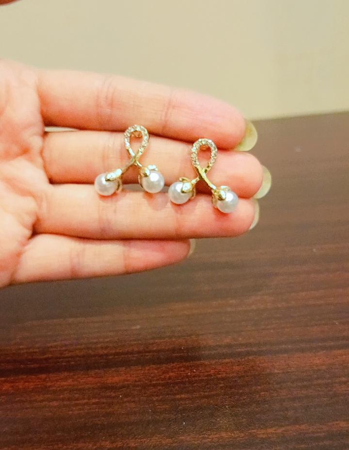 Elegant Pearl Bow Stud Earrings