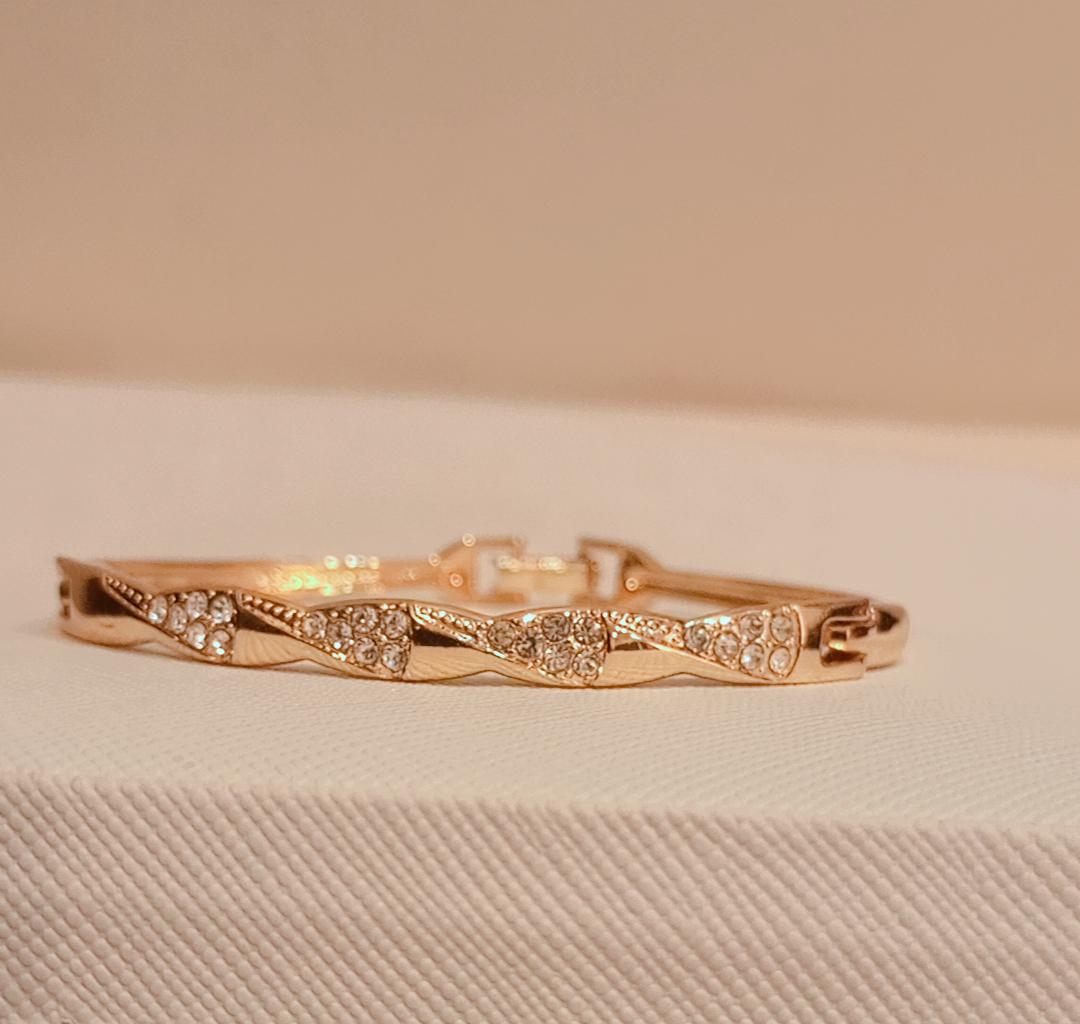 Elegant Rose Gold Crystal Zigzag Bracelet