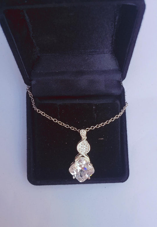 Elegant Crystal Pendant Necklace for Women